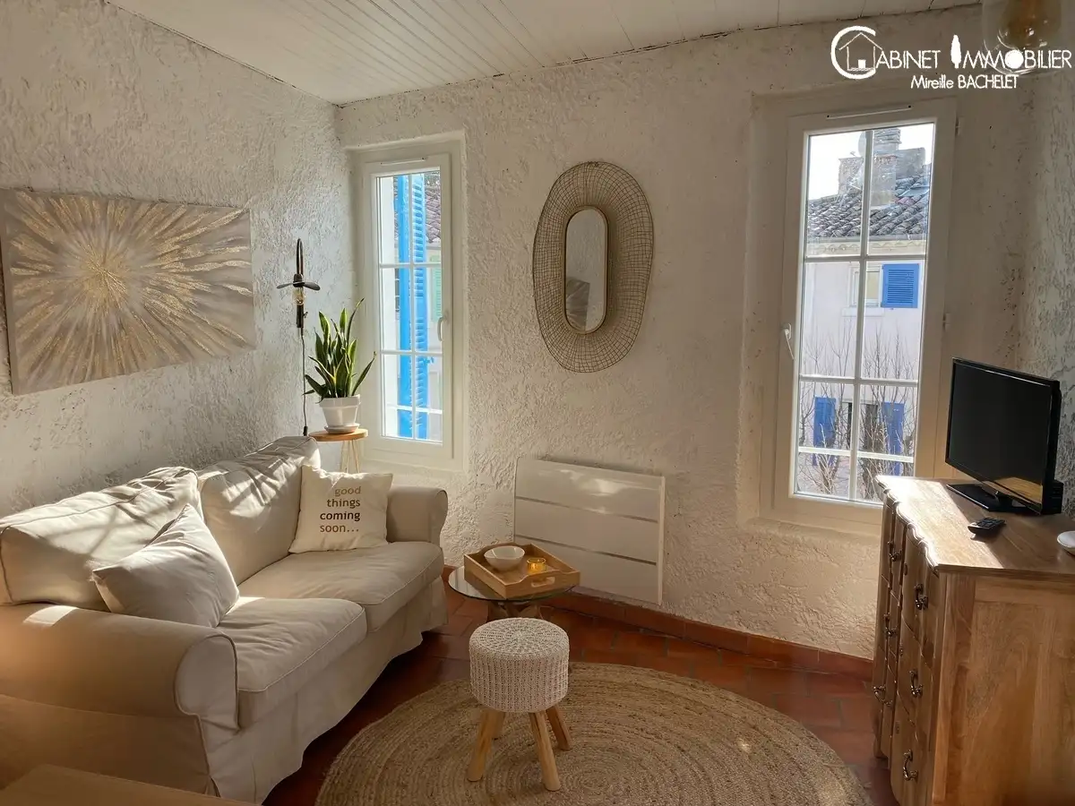 Appartement - CEYRESTE