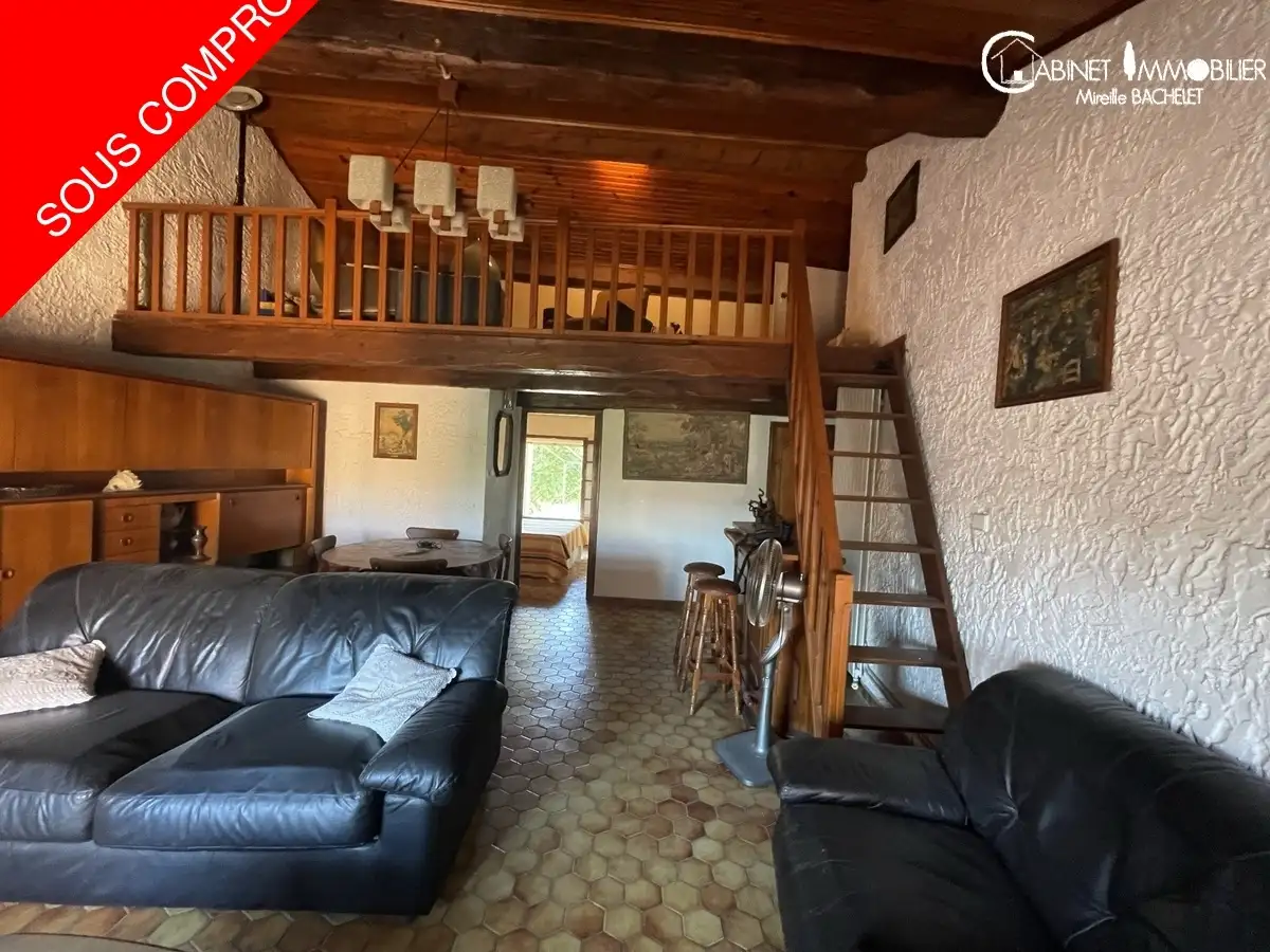Appartement - CEYRESTE