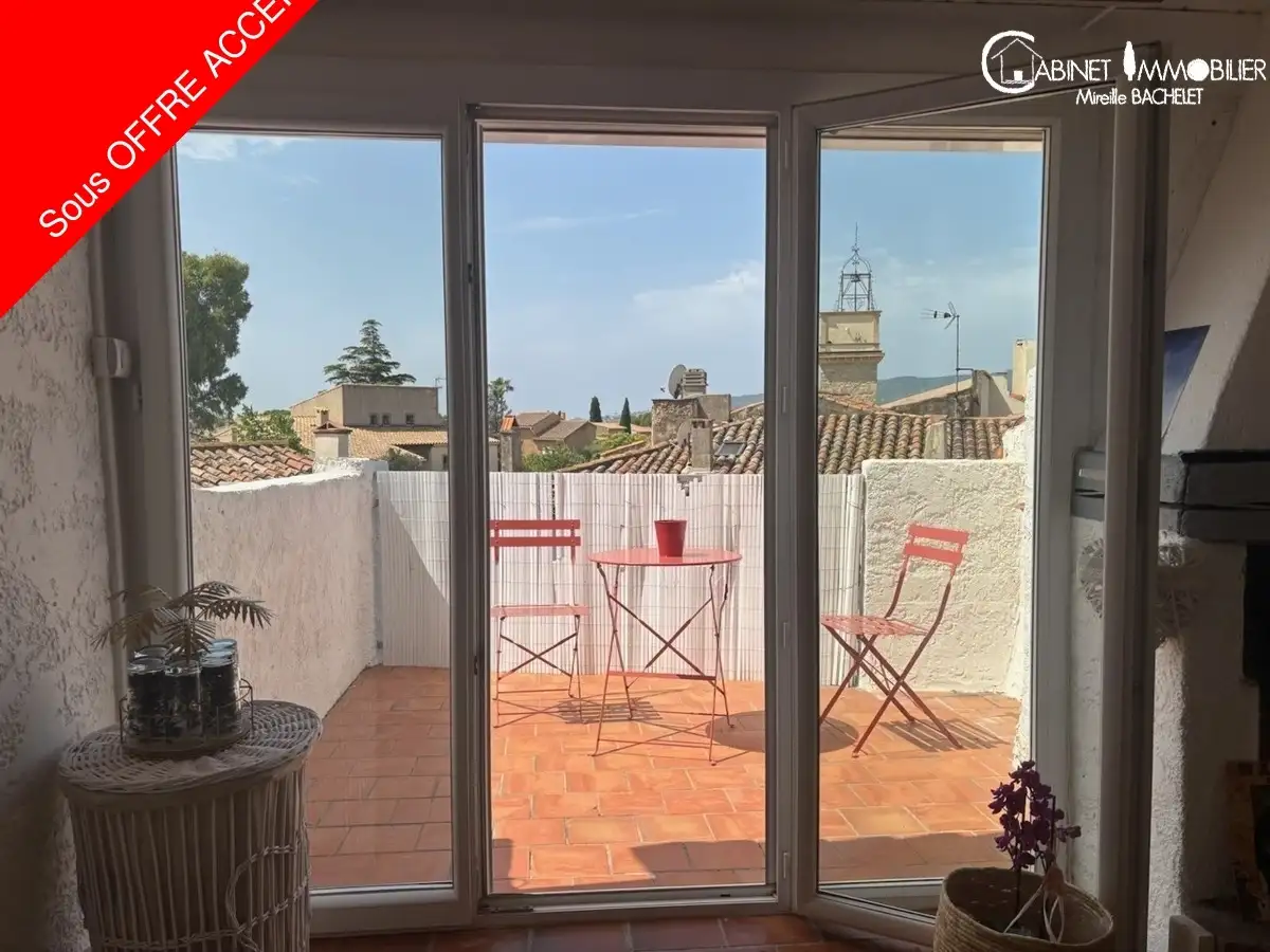 Appartement - CEYRESTE