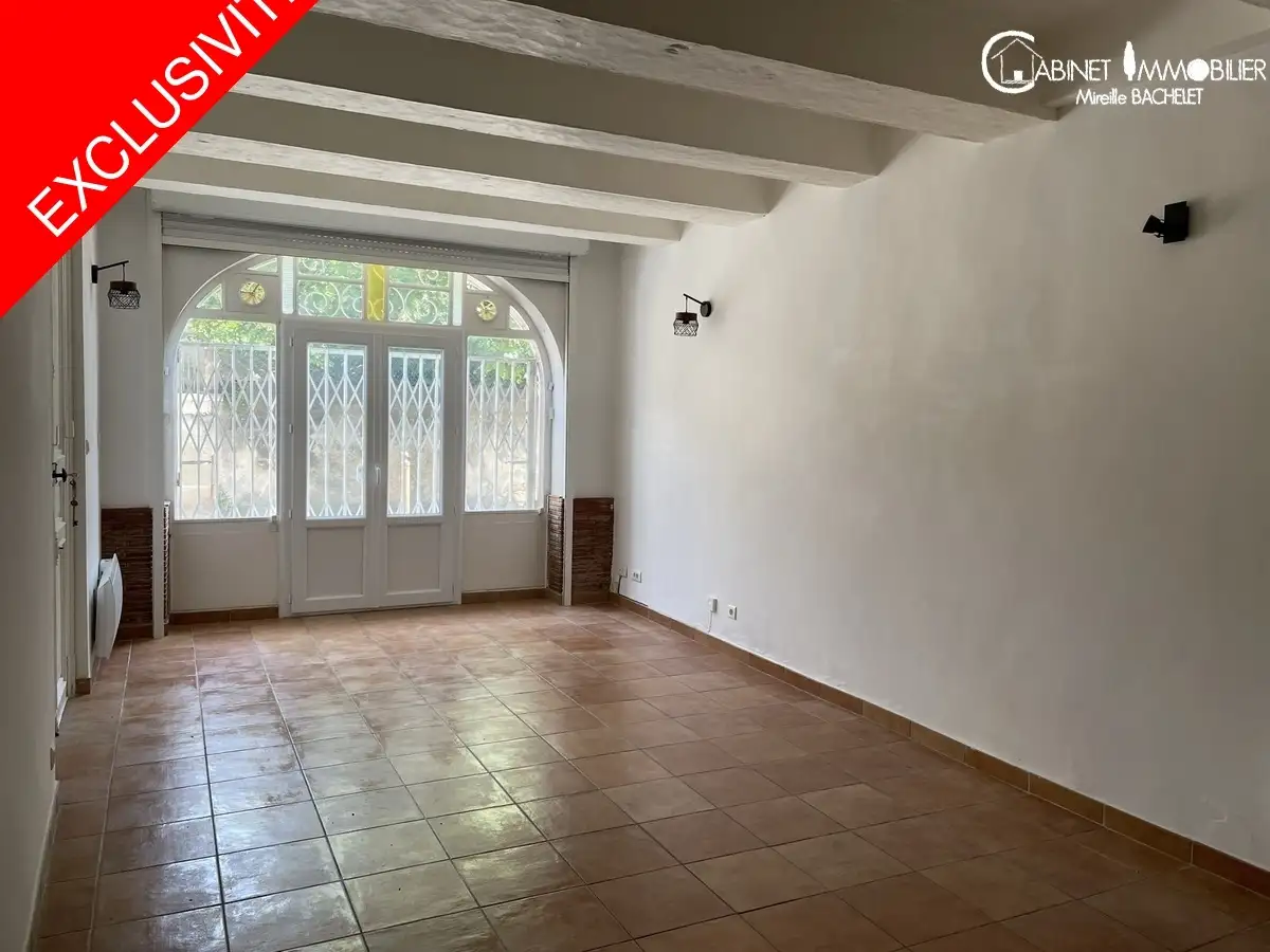 Appartement - CEYRESTE