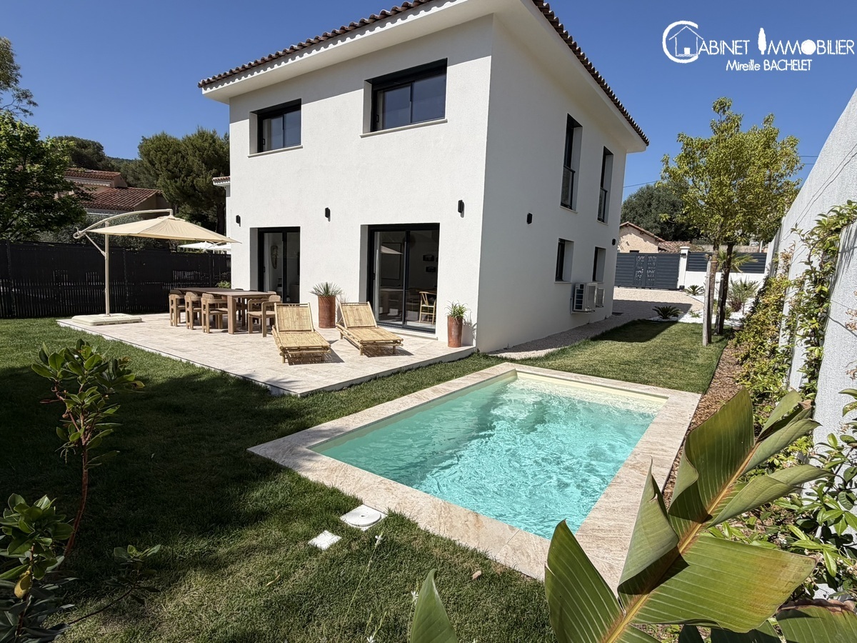 Maison 6 pièces 122 m² · à Ceyreste · 122 m² · 850 000 €
